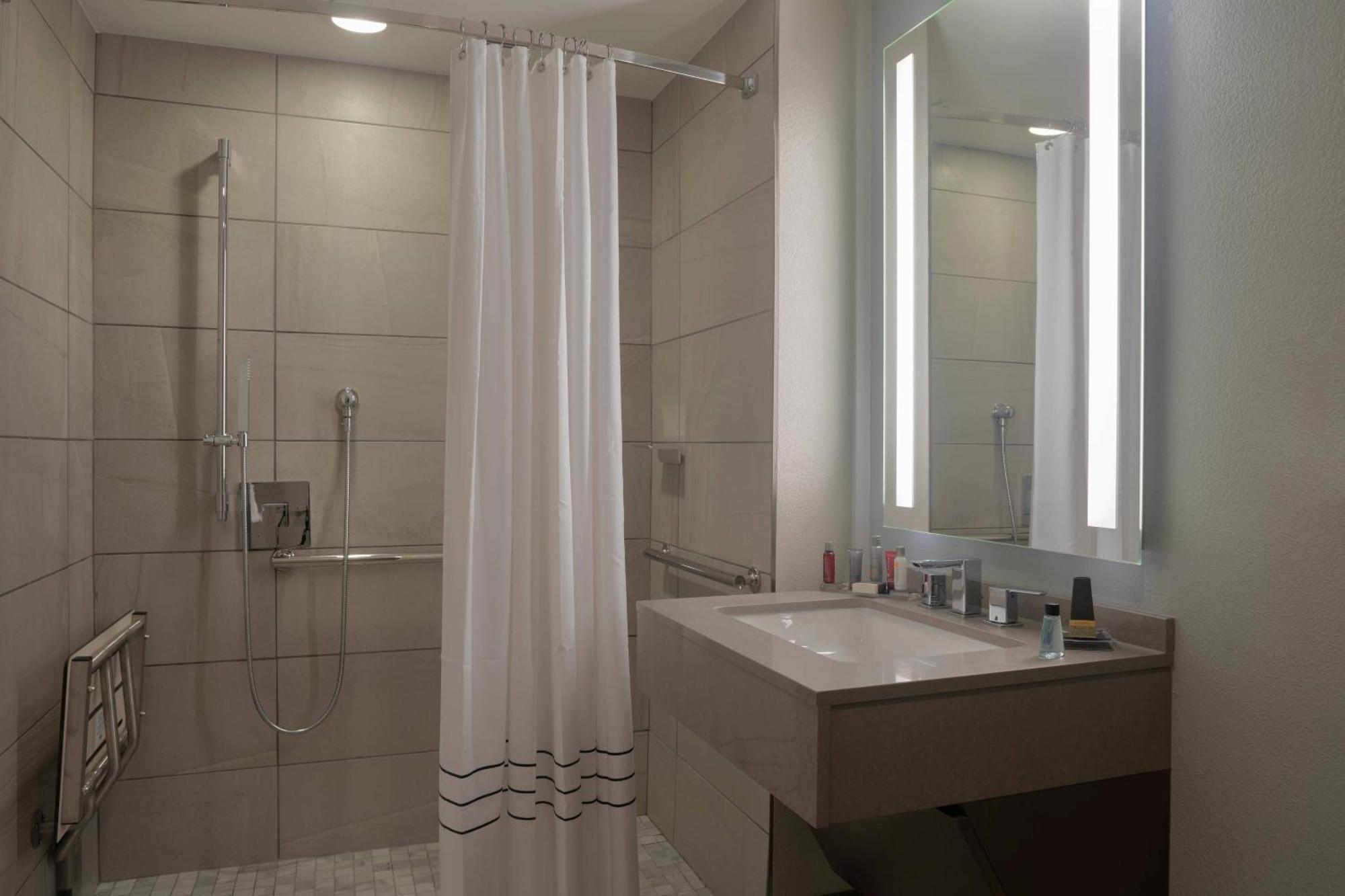 วินส์ตัน-ซาเลม แมริออท Hotel วินสตัน-ซาเลม ภายนอก รูปภาพ